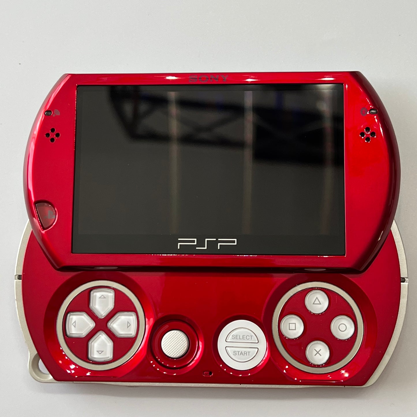 White / Red Sony PSP Go System