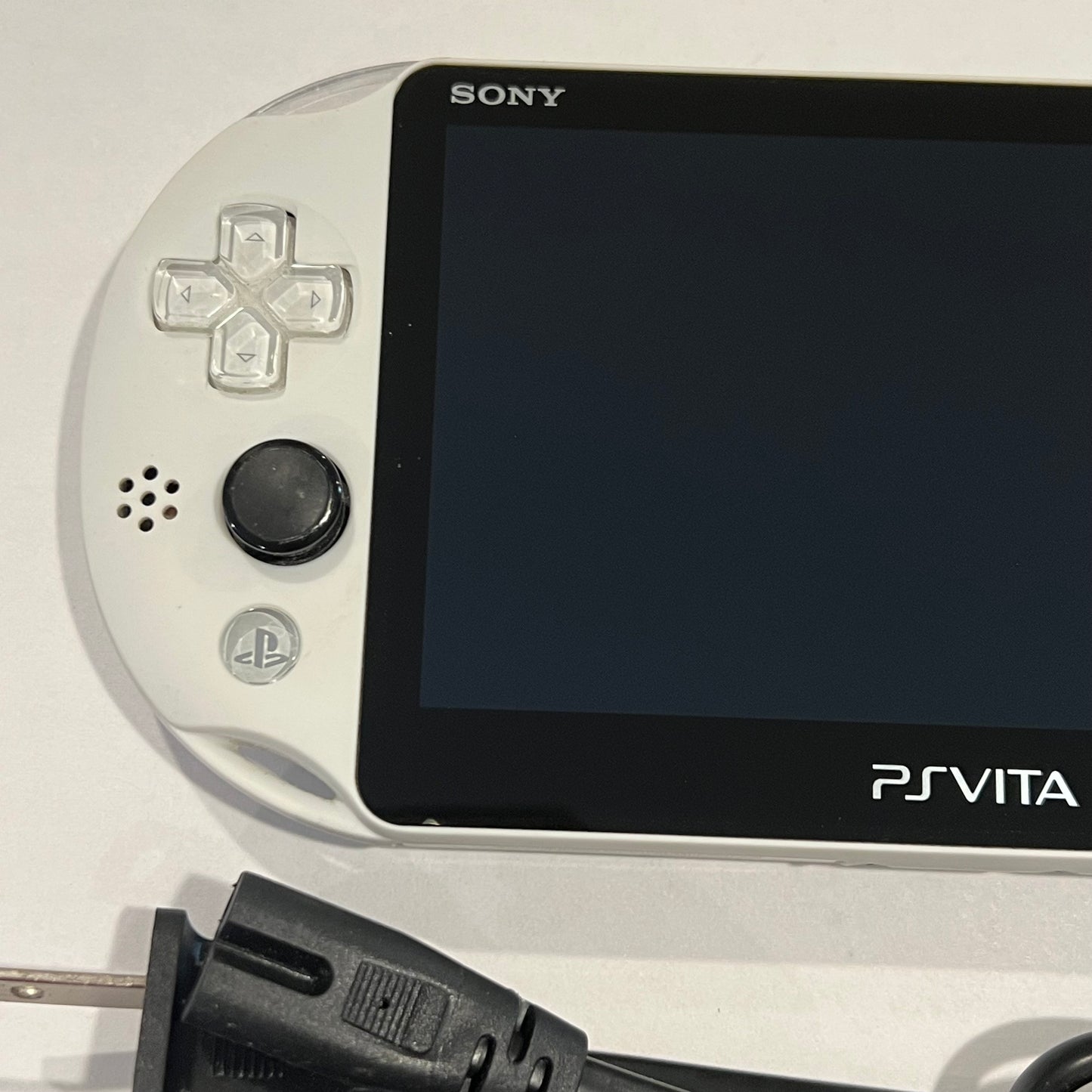 Glacier White Sony PS Vita 2000