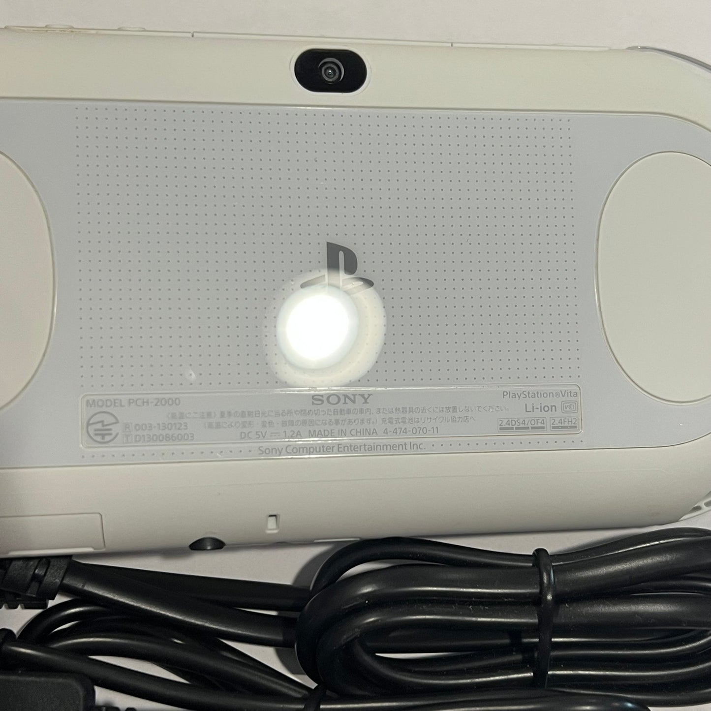 White Sony PS Vita 2000