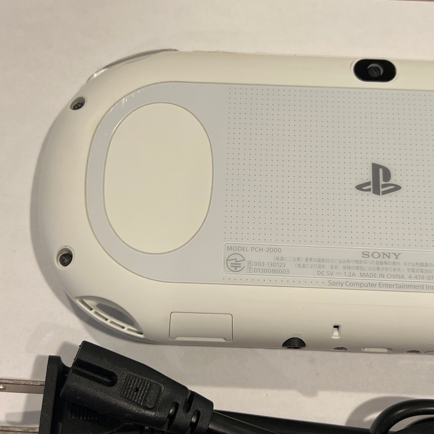 White Sony PS Vita 2000